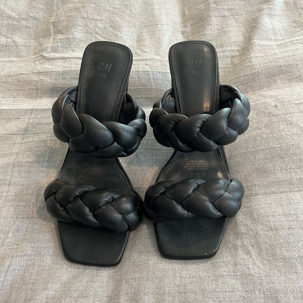 H & M black braided sandals
